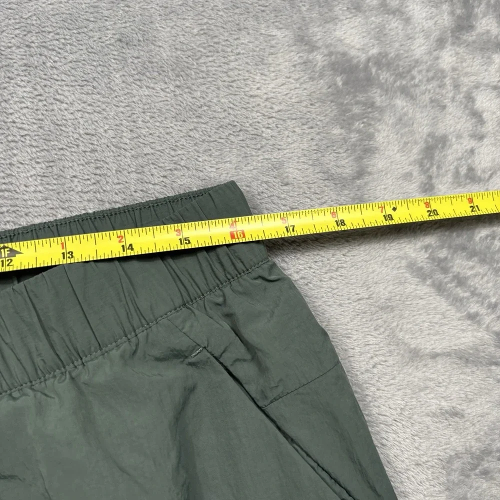 Nike Tech Woven UV Cargo Pants Vintage Green Lined FZ0756-338 Men's Large